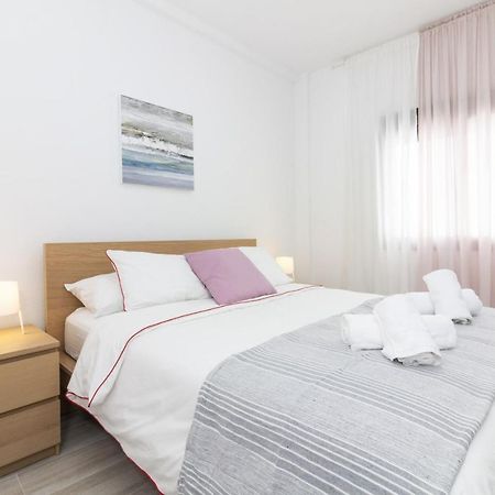 Homeforguest Amplio Apartamento En El Centro De Santa Cruz Bagian luar foto