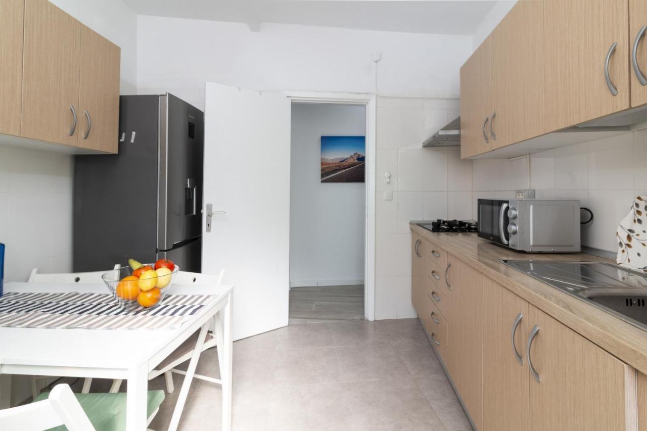 Homeforguest Amplio Apartamento En El Centro De Santa Cruz Bagian luar foto